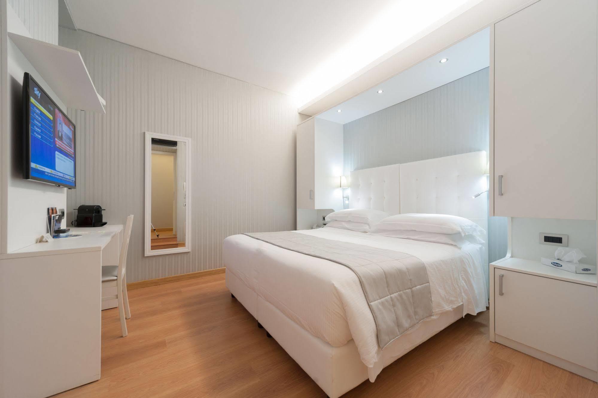 Trevi 41 Hotel Rome Exterior photo